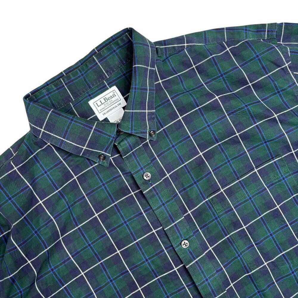 L.L. Bean Traditional Fit Plai Button Down Long Sleece Size XL